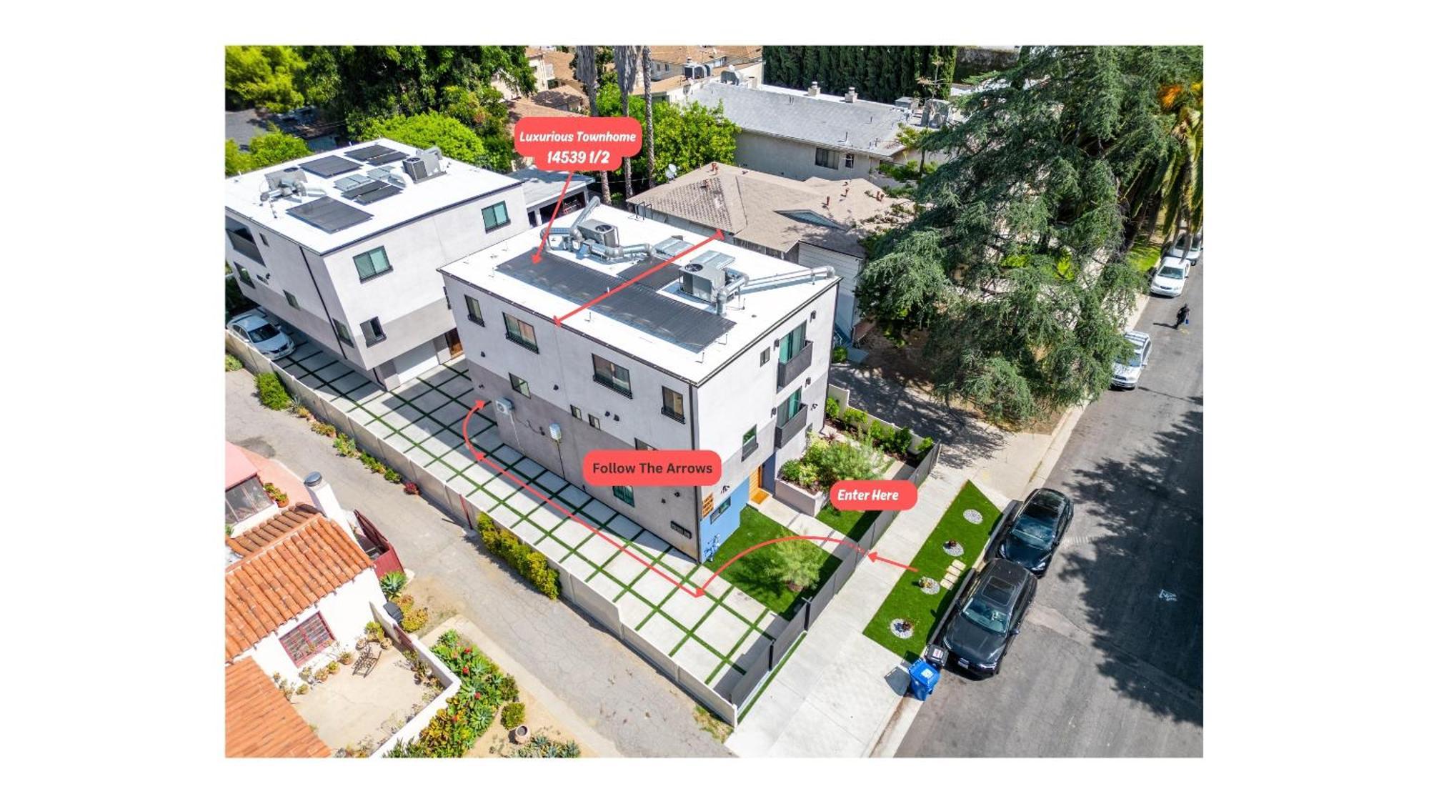Luxurious Townhome W/3 Master Suites Gated Parking Los Angeles Exterior photo